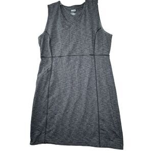 Duluth Trading Athletic Dress Womens Large‎ Supplex Nylon Performance Workout
